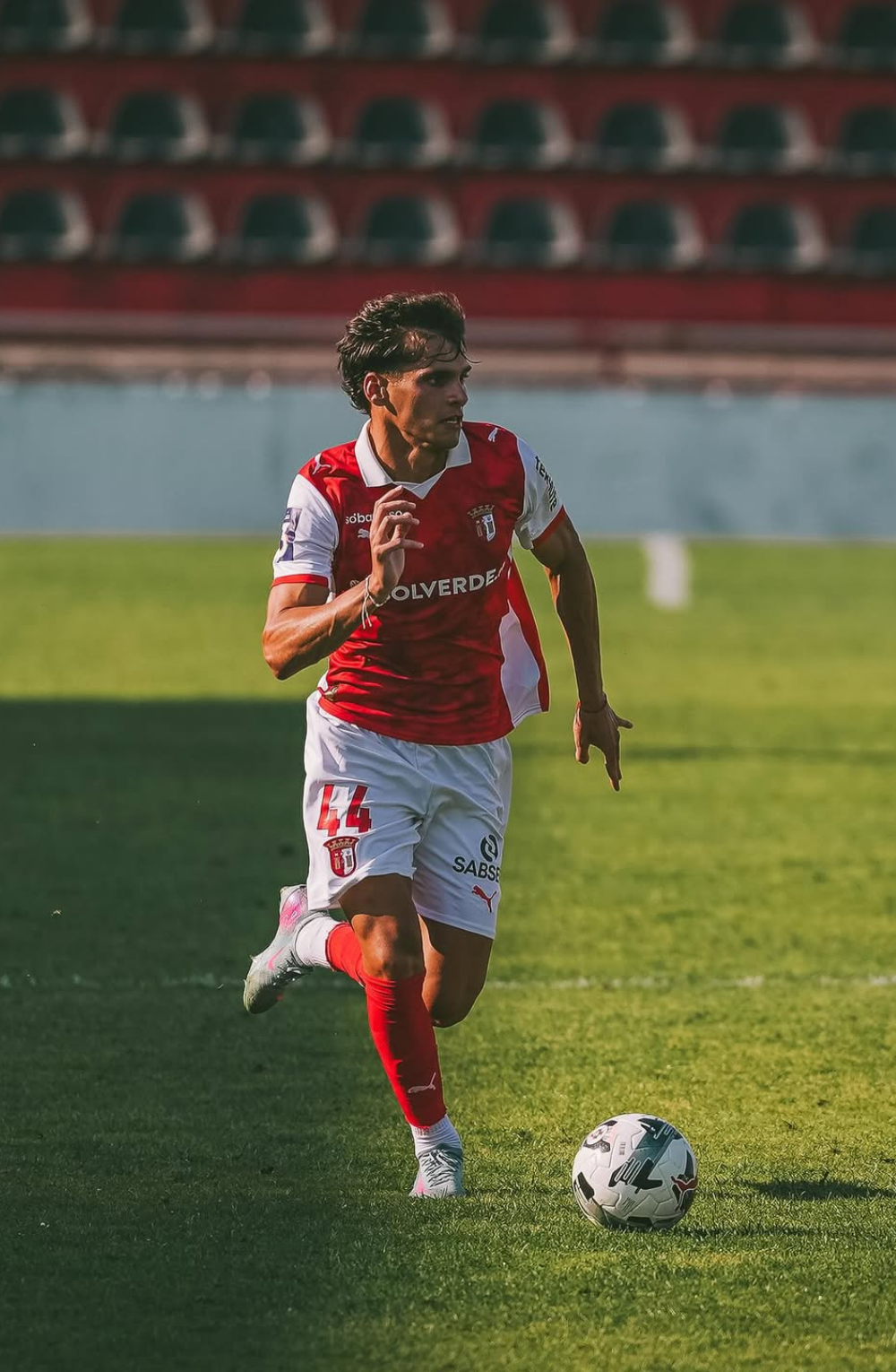 https://fiafootball.com/wp-content/uploads/2026/05/Dinis-1000.png